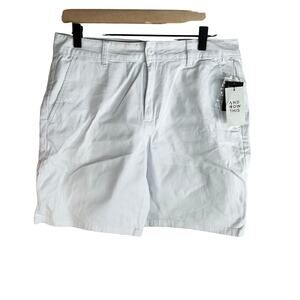 And Now This Men's Stretch Chino Shorts - White SIZE 32 NWT